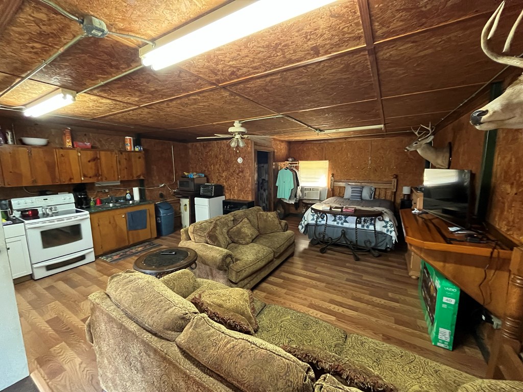 1002 Doc Darbyshire Road, Norman Park, Georgia 31771, 6 Bedrooms Bedrooms, ,6 BathroomsBathrooms,Multi-unit,For Sale,Doc Darbyshire Road,915700 1002 Doc Darbyshire Road, Norman Park, Georgia 31771, 6 Bedrooms Bedrooms, ,6 BathroomsBathrooms,Multi-unit,For Sale,Doc Darbyshire Road,915700