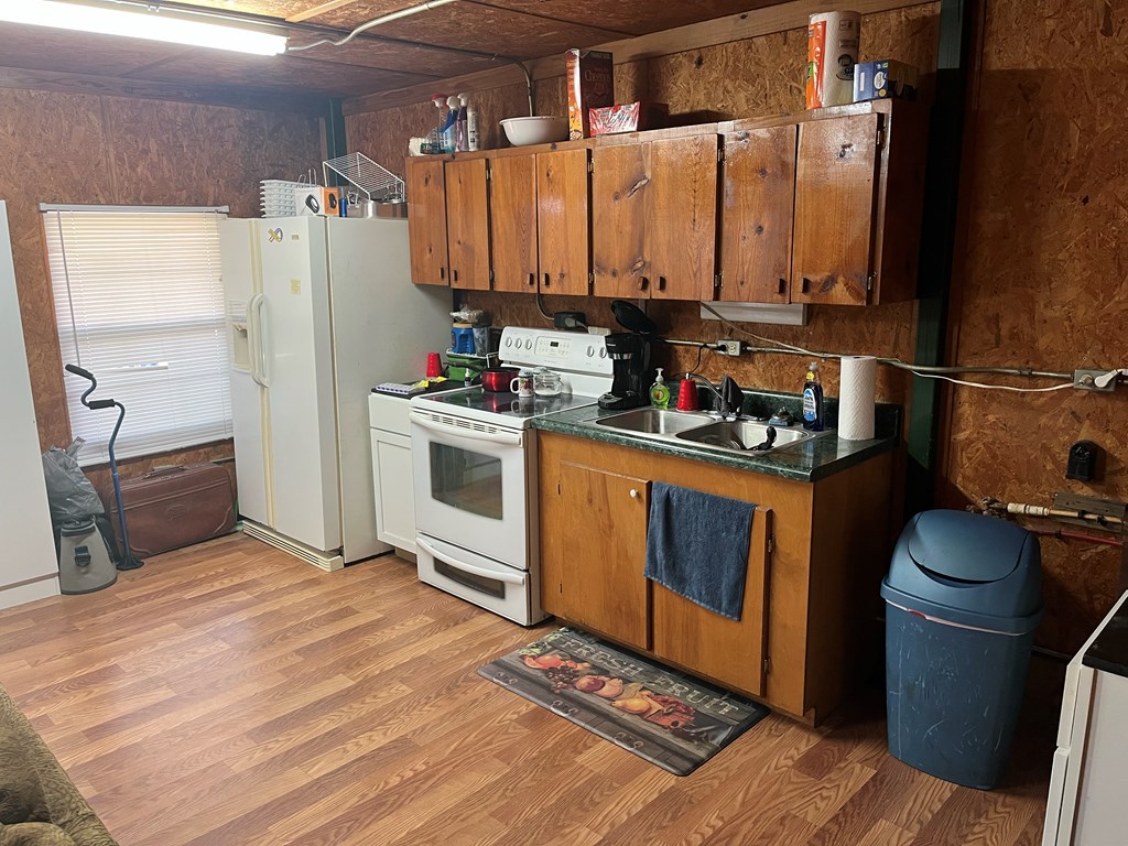 1002 Doc Darbyshire Road, Norman Park, Georgia 31771, 6 Bedrooms Bedrooms, ,6 BathroomsBathrooms,Multi-unit,For Sale,Doc Darbyshire Road,915700 1002 Doc Darbyshire Road, Norman Park, Georgia 31771, 6 Bedrooms Bedrooms, ,6 BathroomsBathrooms,Multi-unit,For Sale,Doc Darbyshire Road,915700