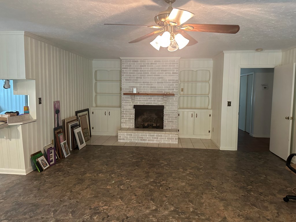 1701 10th Street SE, Moultrie, Georgia 31768, 3 Bedrooms Bedrooms, ,2 BathroomsBathrooms,Single Family,For Sale,10th Street SE,913411