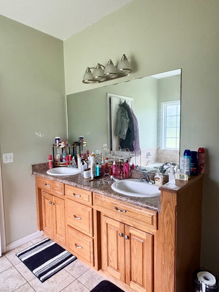 197 CHINA BERRY LANE, Moultrie, Georgia 31788, 3 Bedrooms Bedrooms, ,2 BathroomsBathrooms,Single Family,For Sale,CHINA BERRY LANE,915793