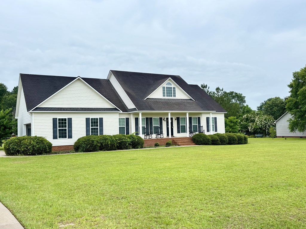 197 CHINA BERRY LANE, Moultrie, Georgia 31788, 3 Bedrooms Bedrooms, ,2 BathroomsBathrooms,Single Family,For Sale,CHINA BERRY LANE,915793