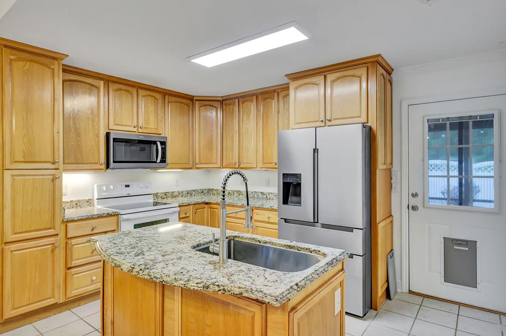 39 Cobblestone Blvd SE, Moultrie, Georgia 31788, 3 Bedrooms Bedrooms, ,2 BathroomsBathrooms,Single Family,For Sale,Cobblestone Blvd SE,915850