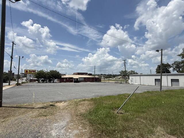 311 1ST AVE SE, Moultrie, Georgia 31768, ,Commercial,For Sale,1ST AVE SE,915912 311 1ST AVE SE, Moultrie, Georgia 31768, ,Commercial,For Sale,1ST AVE SE,915912