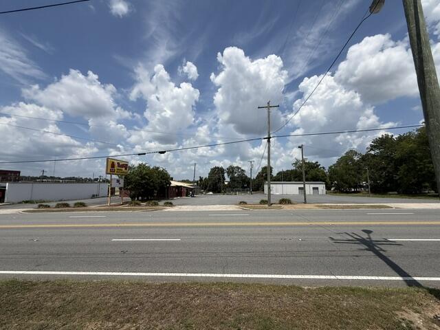 311 1ST AVE SE, Moultrie, Georgia 31768, ,Commercial,For Sale,1ST AVE SE,915912 311 1ST AVE SE, Moultrie, Georgia 31768, ,Commercial,For Sale,1ST AVE SE,915912