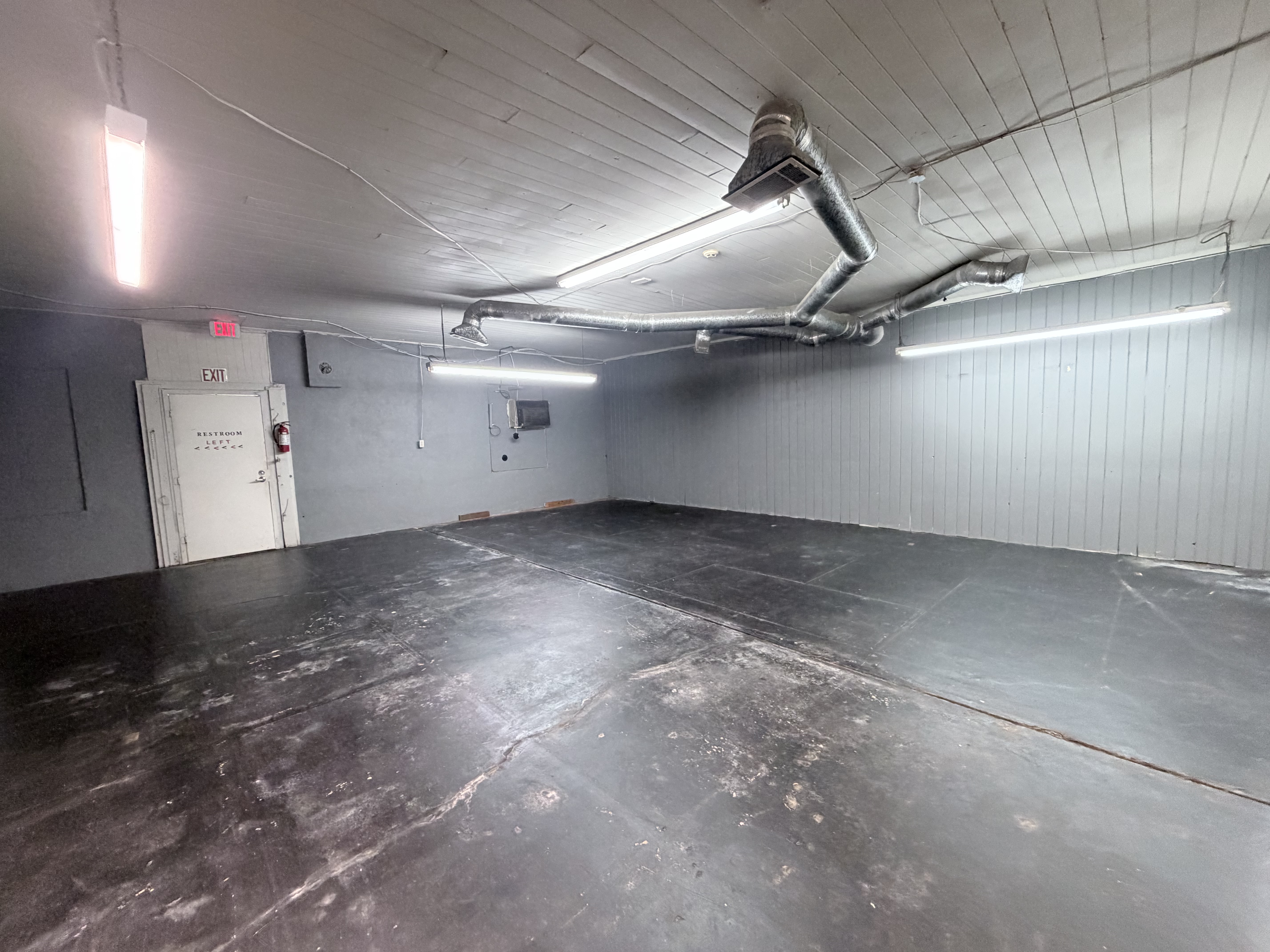 316 North Main, Moultrie, Georgia 31768, ,3 BathroomsBathrooms,Commercial,For Rent,North Main,915933