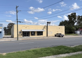 316 North Main, Moultrie, Georgia 31768, ,3 BathroomsBathrooms,Commercial,For Rent,North Main,915933 316 North Main, Moultrie, Georgia 31768, ,3 BathroomsBathrooms,Commercial,For Rent,North Main,915933