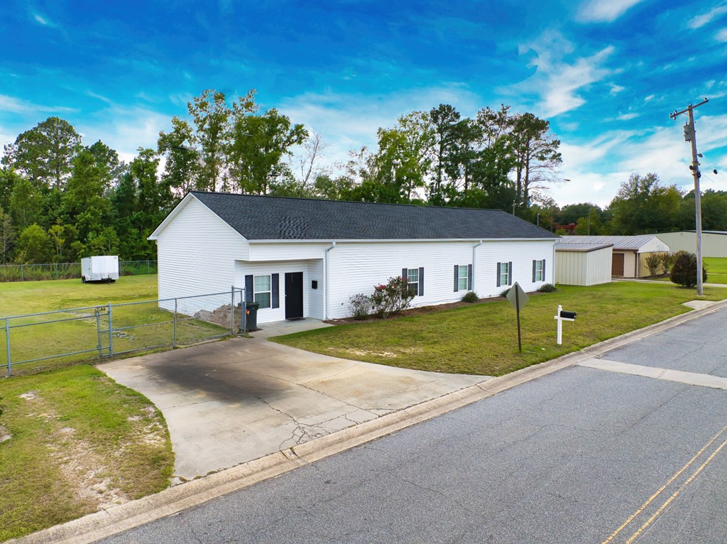 126 SUNSET CIRCLE, Moultrie, Georgia 31768, ,Commercial,For Sale,SUNSET CIRCLE,912904