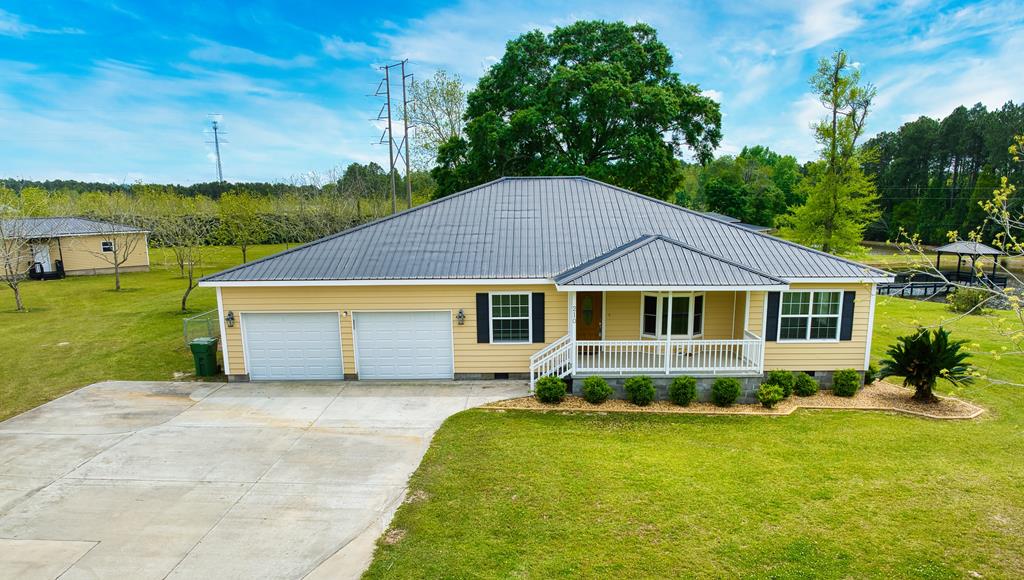 210 Arrowhead Drive, Moultrie, Georgia 31768, 3 Bedrooms Bedrooms, ,2 BathroomsBathrooms,Single Family,For Sale,Arrowhead Drive,912928