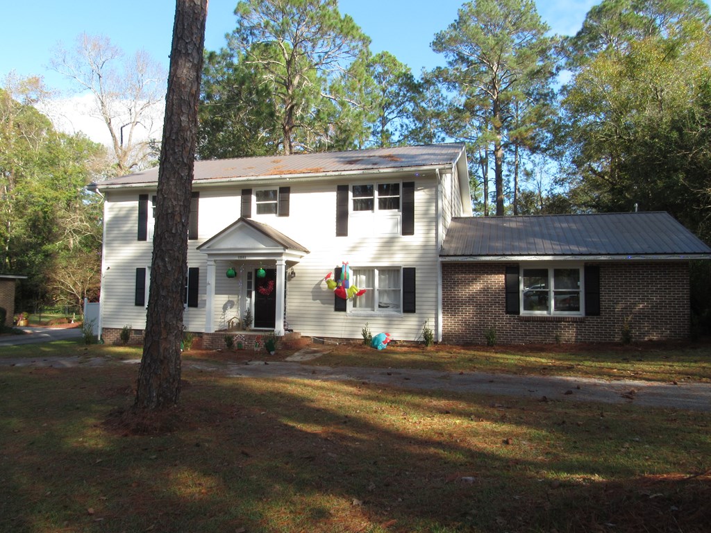 1841 South Main St, Moultrie, Georgia 31768, 4 Bedrooms Bedrooms, ,2 BathroomsBathrooms,Single Family,For Sale,South Main St,913005