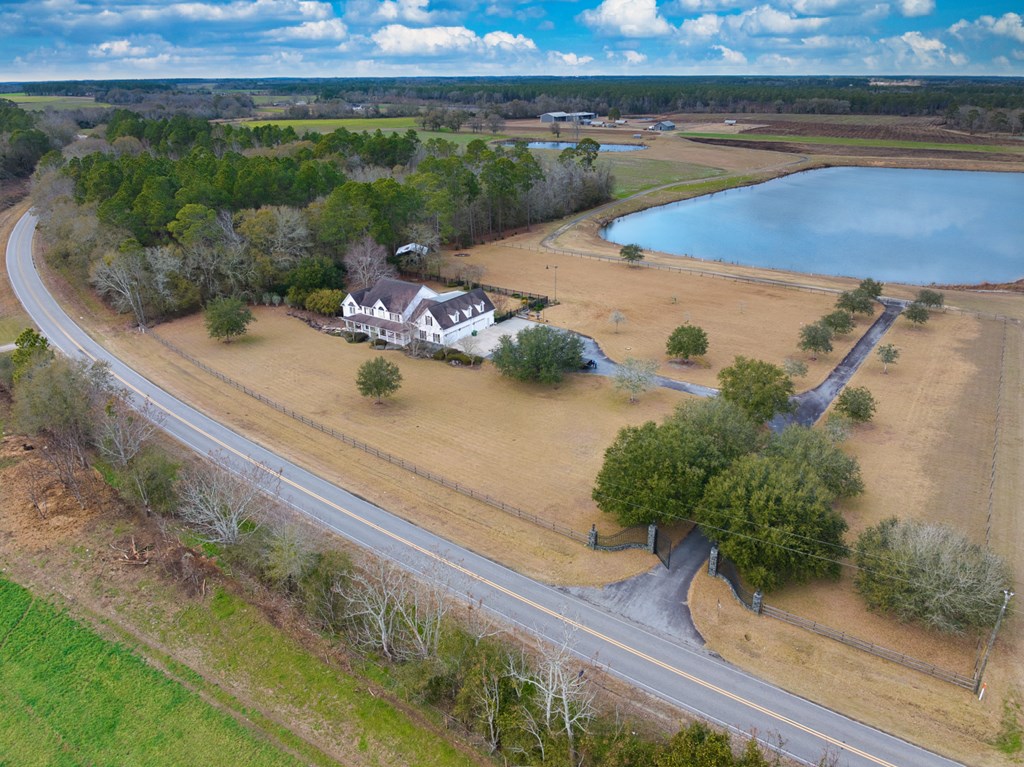 668 Millpond Road, Moultrie, Georgia 31768, 4 Bedrooms Bedrooms, ,3 BathroomsBathrooms,Single Family,For Sale,Millpond Road,913019