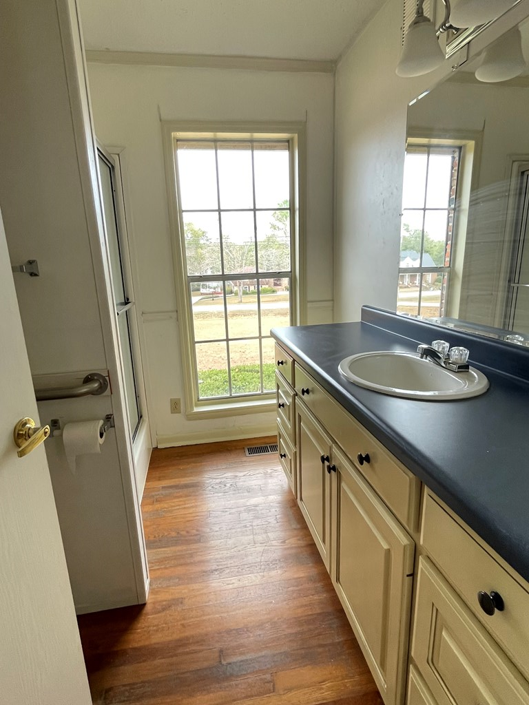 305 Clubview Drive, Moultrie, Georgia 31768, 5 Bedrooms Bedrooms, ,3 BathroomsBathrooms,Single Family,For Sale,Clubview Drive,913500