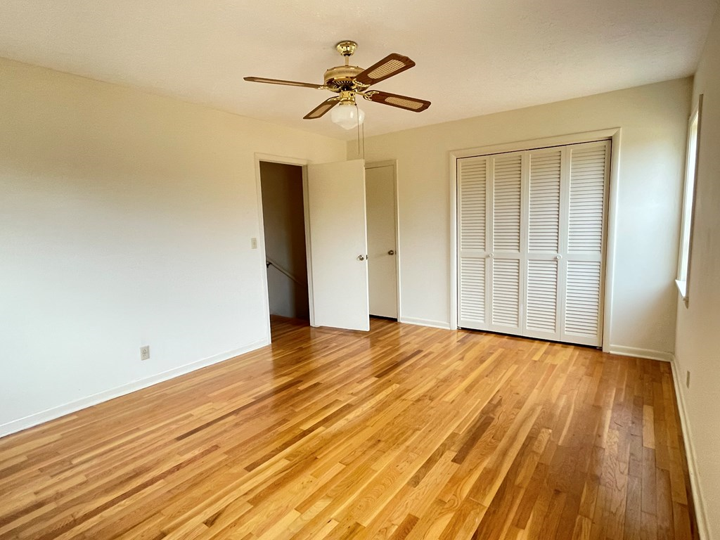 305 Clubview Drive, Moultrie, Georgia 31768, 5 Bedrooms Bedrooms, ,3 BathroomsBathrooms,Single Family,For Sale,Clubview Drive,913500