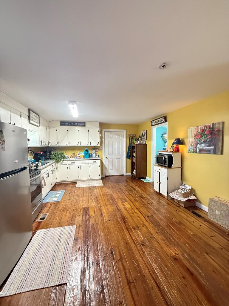 128 Rogers St, Berlin, Georgia 31722, 1 Bedroom Bedrooms, ,1 BathroomBathrooms,Single Family,For Sale,Rogers St,913562 128 Rogers St, Berlin, Georgia 31722, 1 Bedroom Bedrooms, ,1 BathroomBathrooms,Single Family,For Sale,Rogers St,913562